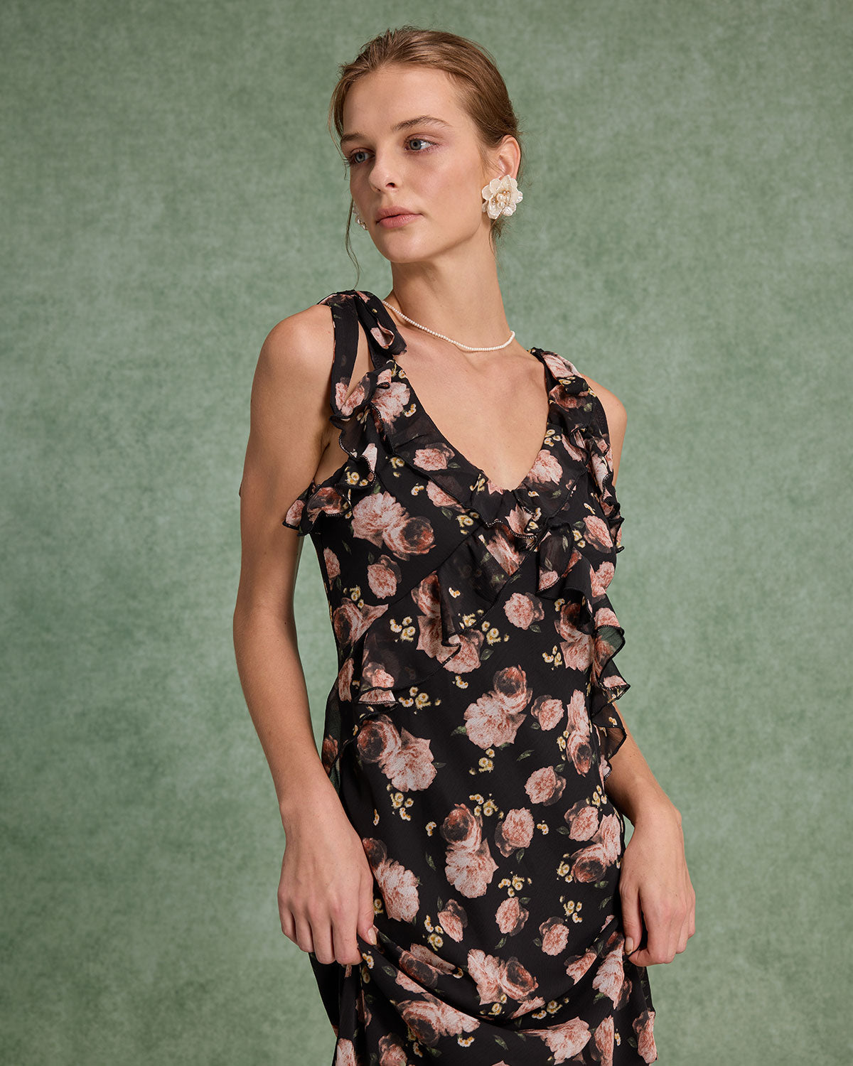 Black Floral Ruffle Sleeveless Maxi Dress